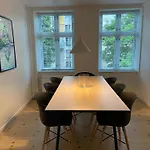 Niels Ebbesens Vej Third Floor Apartment